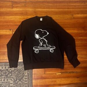 Used Uniqlo Kaws Snoopy crew sweatshirt size L